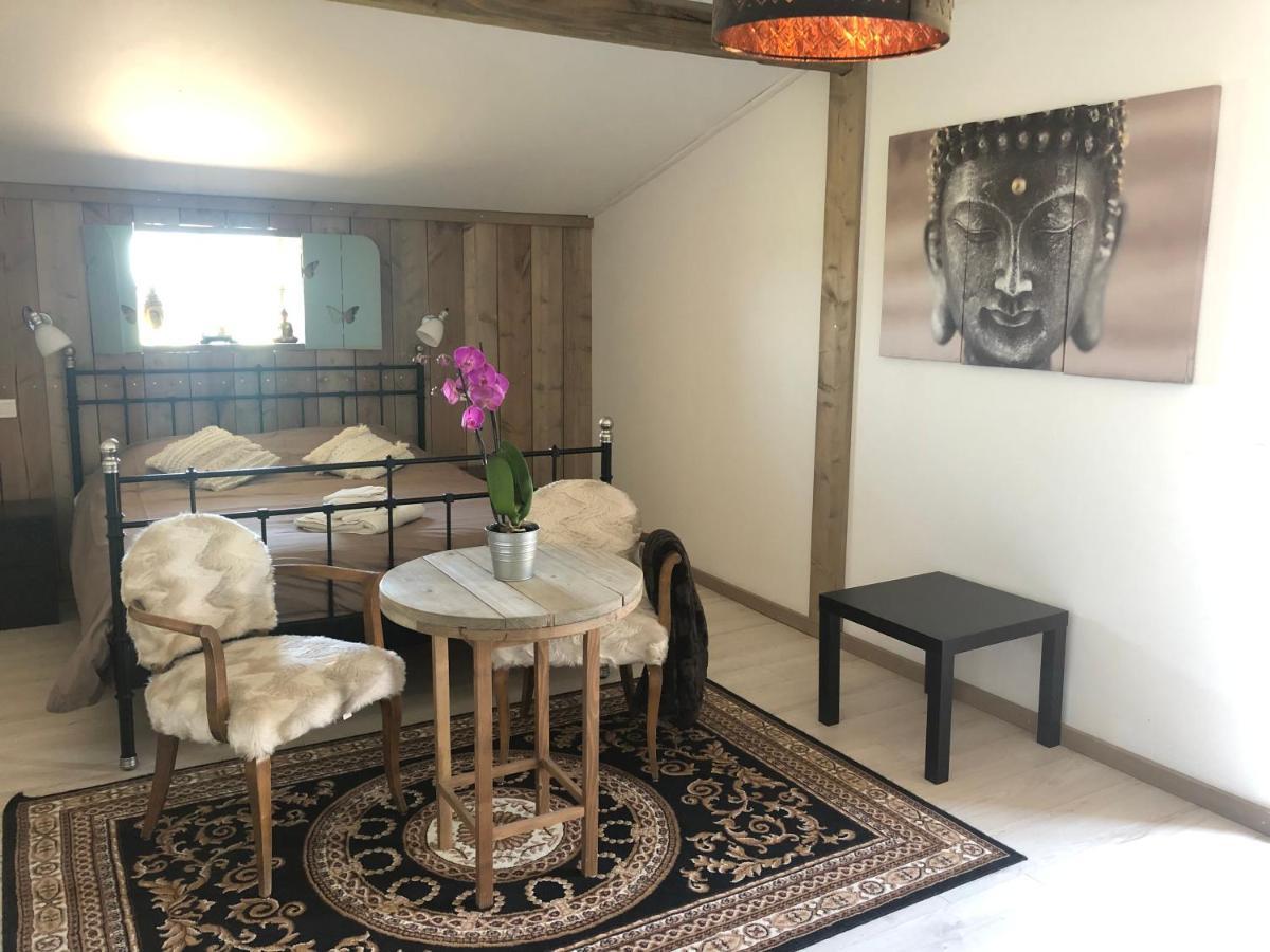 مبيت وإفطار إيجرونْدْ Domaine De La Madeleine المظهر الخارجي الصورة